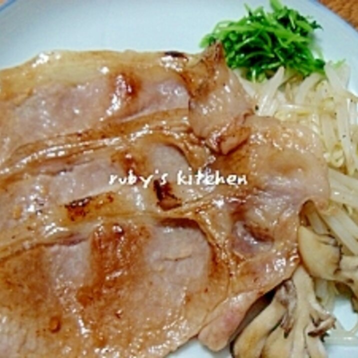 豚肉のヨーグルトみそ漬け焼き